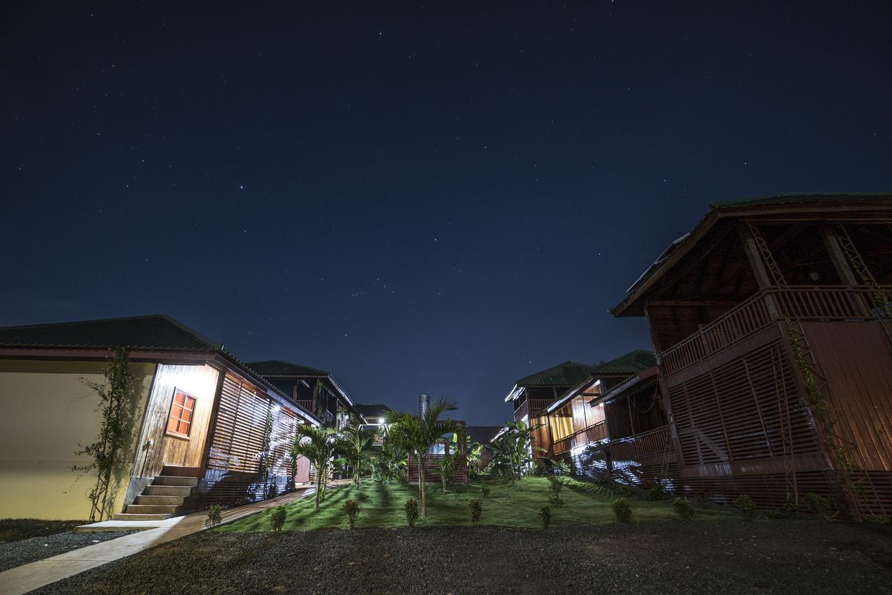 Ratanakiri Paradise Hotel & Restaurant Banlung Екстер'єр фото