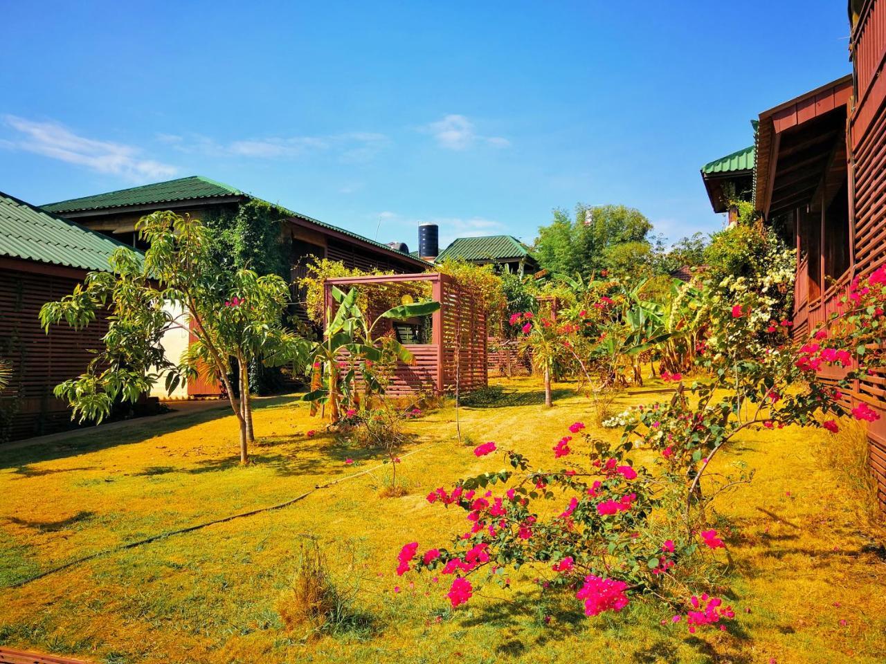 Ratanakiri Paradise Hotel & Restaurant Banlung Екстер'єр фото
